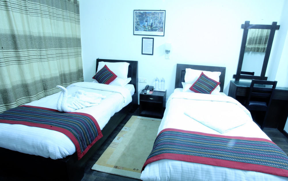 Oyo 153 Aster Hotel Nepal Катманду Екстериор снимка