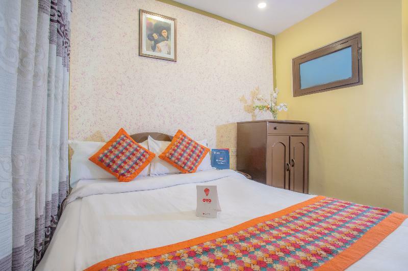 Oyo 153 Aster Hotel Nepal Катманду Екстериор снимка